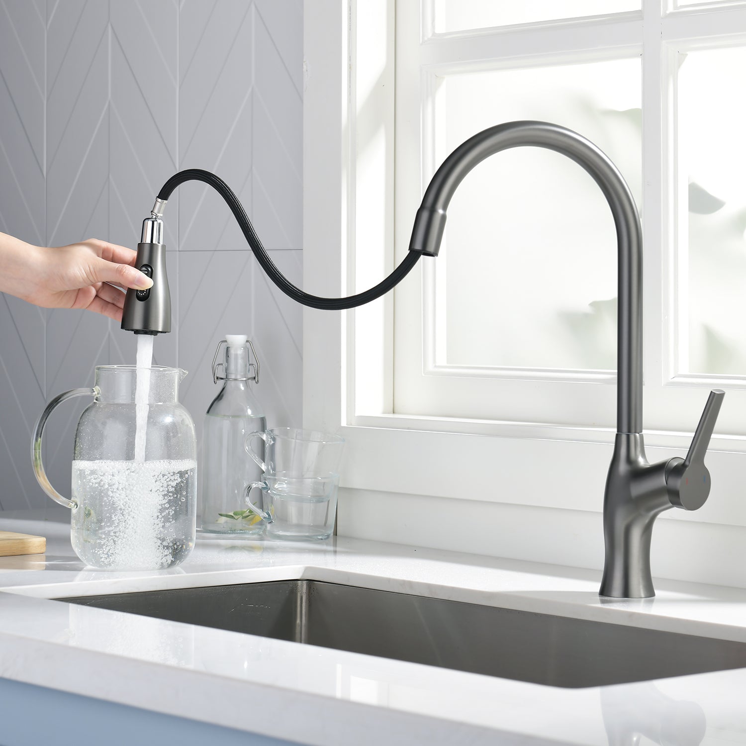 Stainless Steel Pull-Down Single Handle Kitchen Faucet – Lefton Home