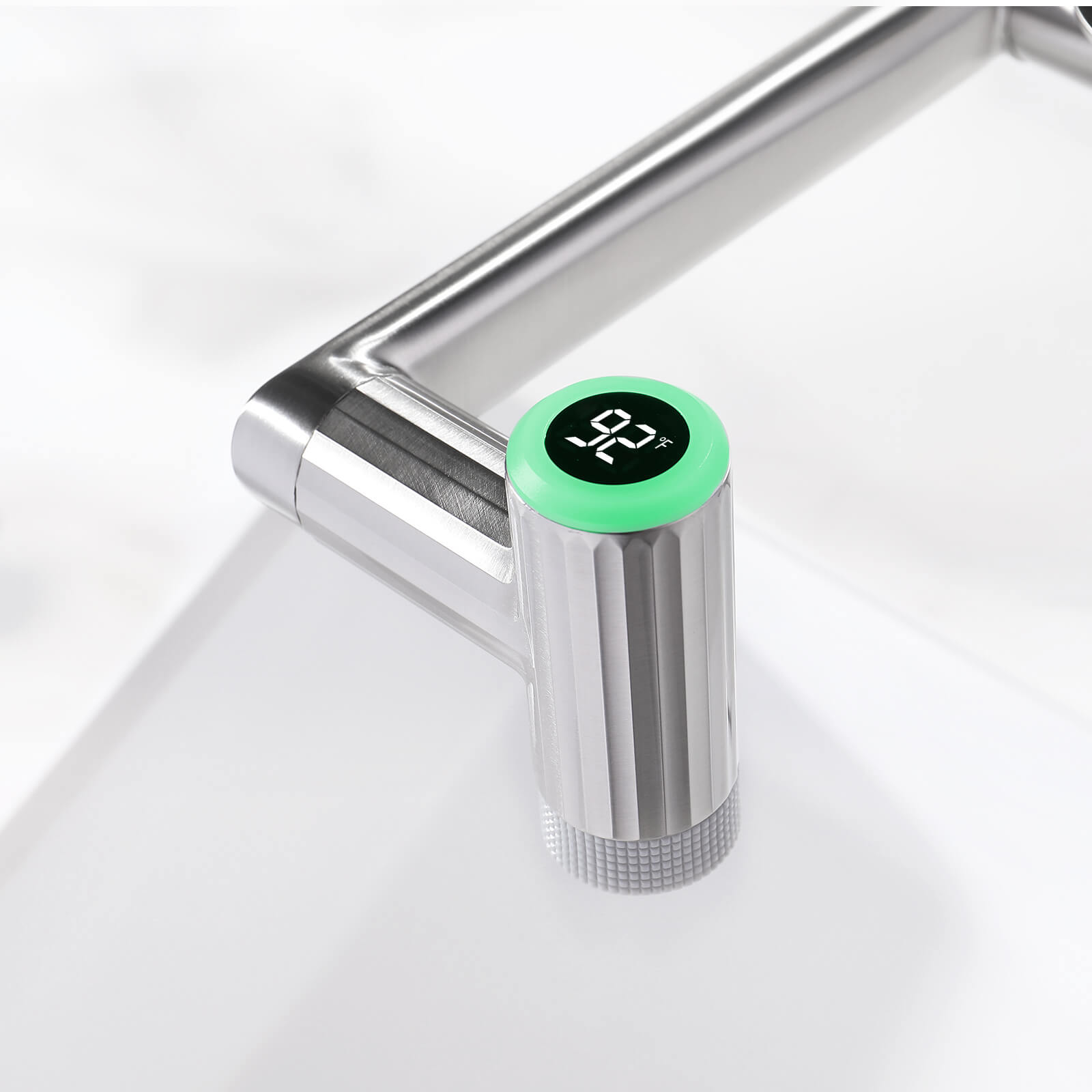 Lefton 1080° Rotatable Single - Hole Bathroom Faucet With Temperature Display - BF2208 - PRO - Bathroom Faucets - Lefton Home