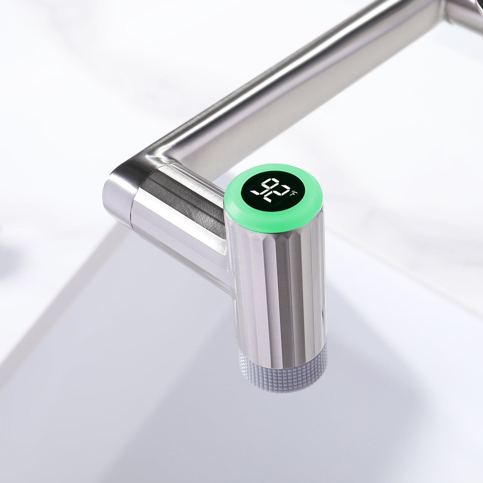 Lefton 1080° Rotatable Single - Hole Bathroom Faucet With Temperature Display - BF2208 - PRO - Bathroom Faucets - Lefton Home