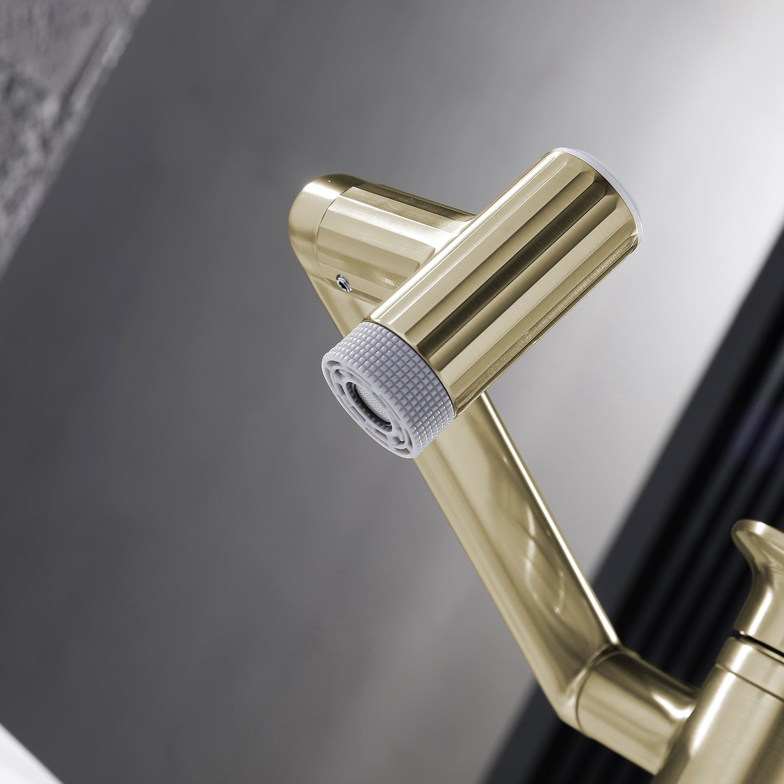 Lefton 1080° Rotatable Single - Hole Bathroom Faucet With Temperature Display - BF2208 - PRO - Bathroom Faucets - Lefton Home