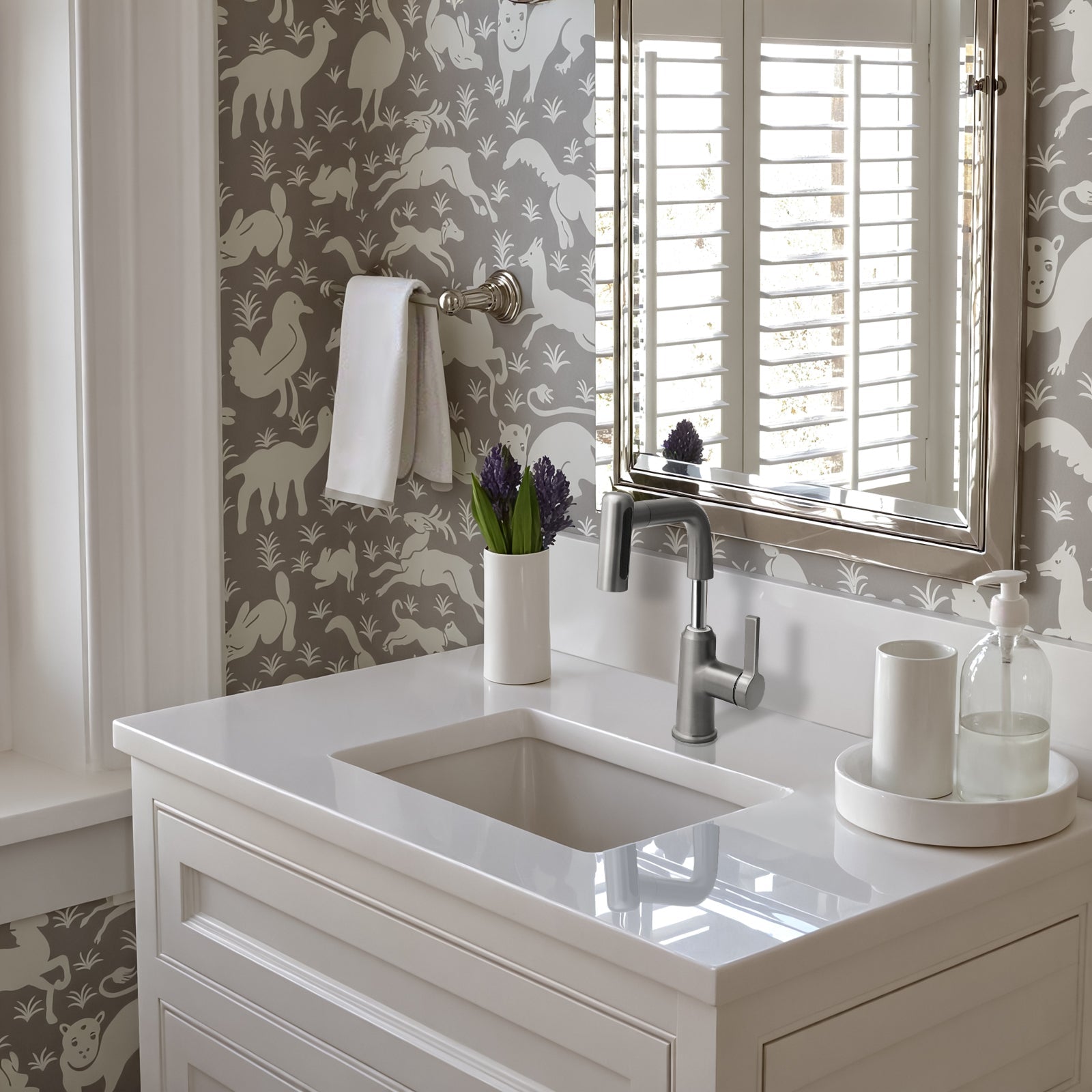 Lefton Single - Hole Waterfall & Pull - Out Liftable Bathroom Faucet - BF2209 - Bathroom Faucets - Lefton Home