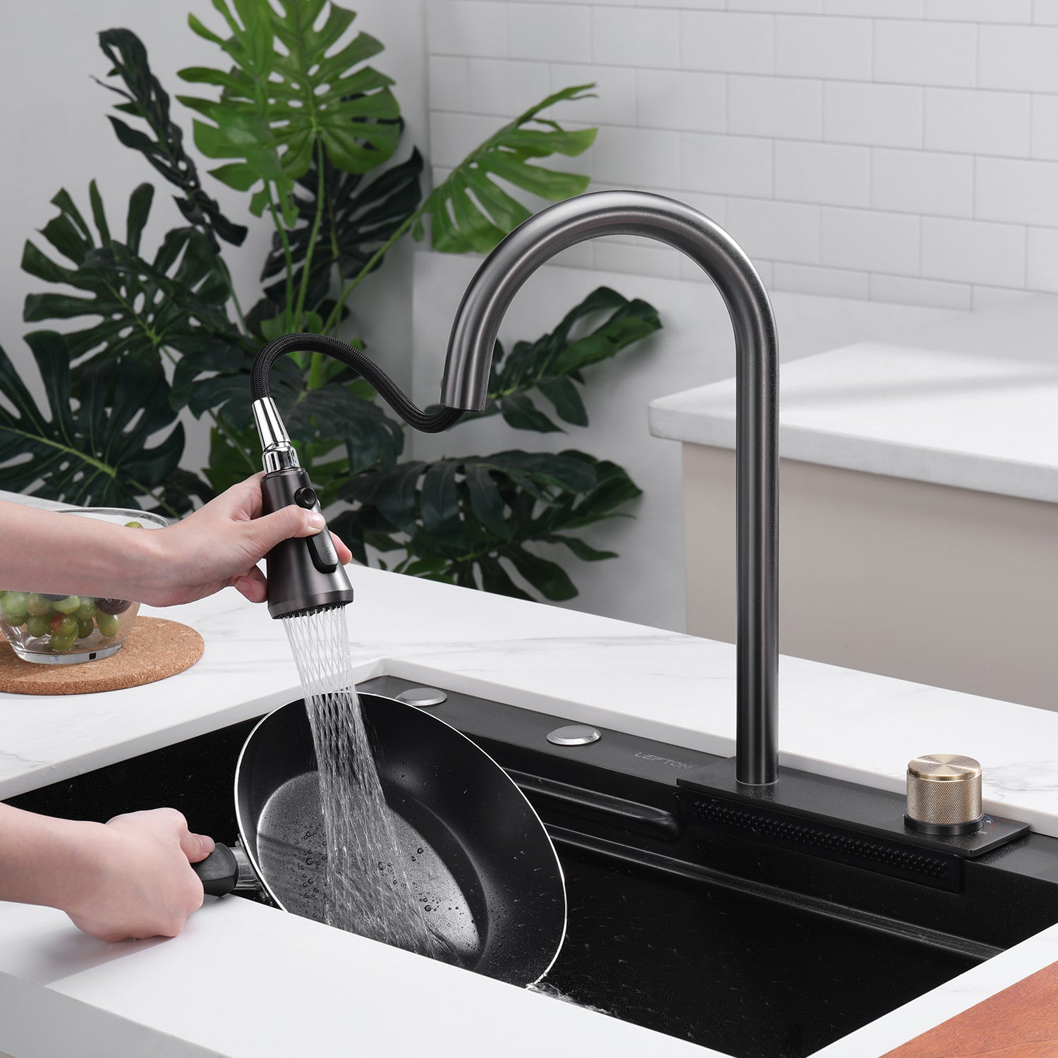 Modern Waterfall Single Bowl Kitchen Sink Set-KS2203 – Lefton Home
