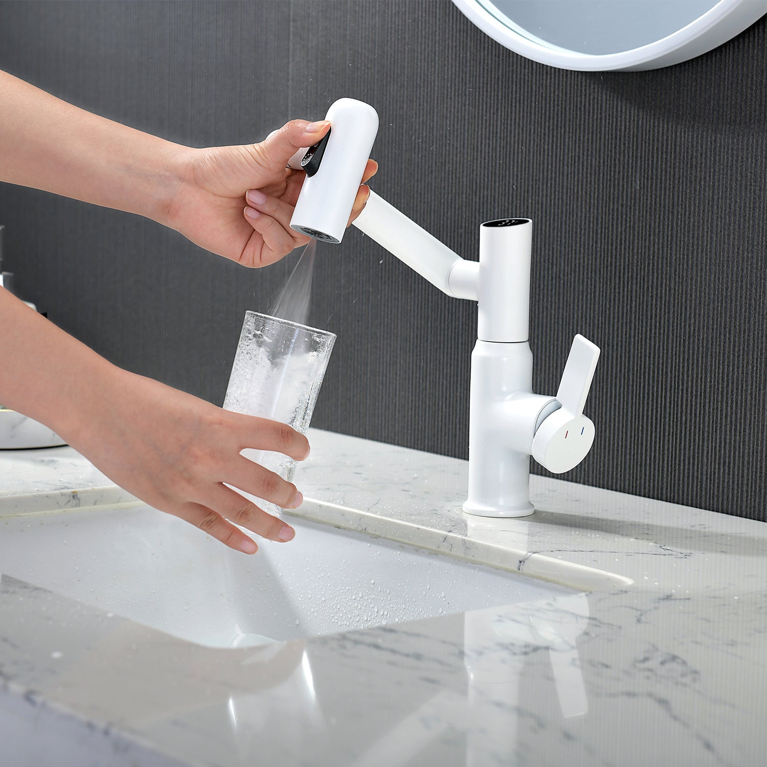 BF2204-4, Lefton Single-Hole Rotatable Faucet with Temperature Display